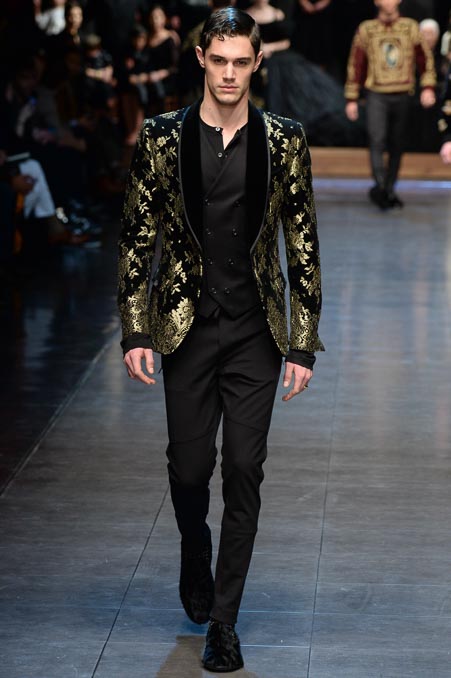 Модель 17 из мужской коллекции Dolce & Gabbana осень-зима 2015-2016